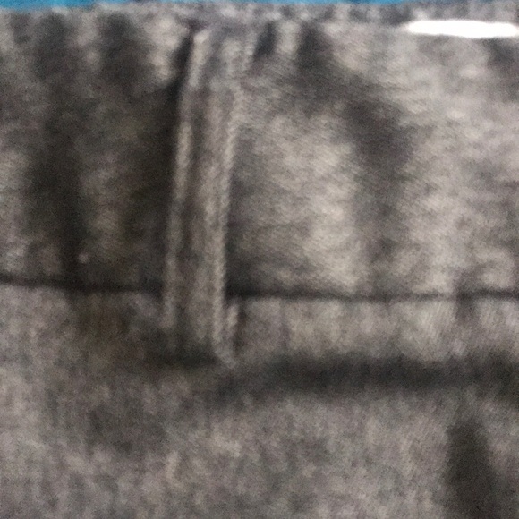 Grey pants - Picture 4 of 4